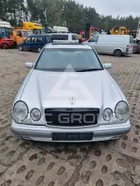 1996 Mercedes Benz E 290