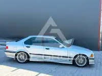1997 BMW 320