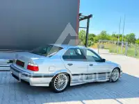 1997 BMW 320