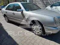 1997 Mercedes Benz E 240