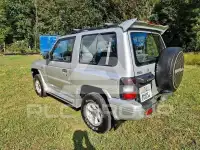1998 Mitsubishi PAJARO
