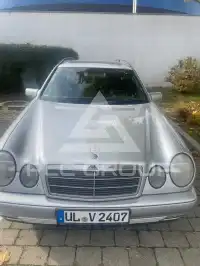 1998 Mercedes Benz E 200