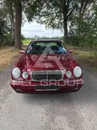 1998 Mercedes Benz E 200