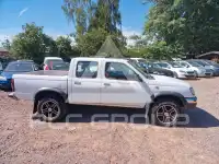 1999 Nissan Navara