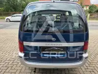 1999 Nissan Serena