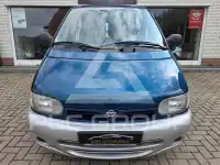 1999 Nissan Serena