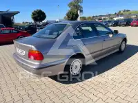 1999 BMW 528