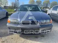1999 BMW 320