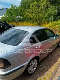 1999 BMW 320