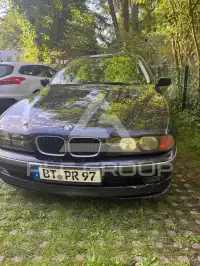 1999 BMW 520