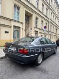 1999 BMW 728