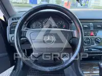1999 Mercedes Benz E 320