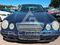 1999 Mercedes Benz E 200
