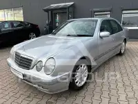 1999 Mercedes Benz E 200