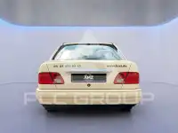 1999 Mercedes Benz E 200