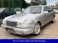 1999 Mercedes Benz E 220