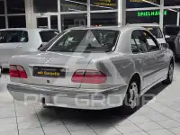 1999 Mercedes Benz E 240