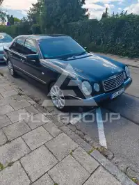 1999 Mercedes Benz E 240