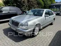 1999 Mercedes Benz E 240