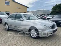 1999 Mercedes Benz E 240