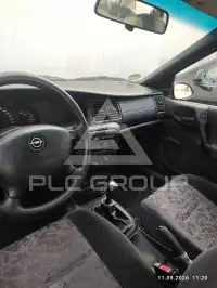 1999 Opel Vectra