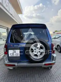 2000 Mitsubishi PAJARO