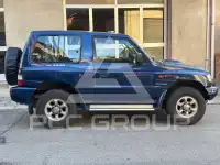 2000 Mitsubishi PAJARO