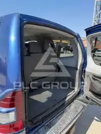 2000 Mitsubishi PAJARO