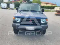 2000 Mitsubishi PAJARO