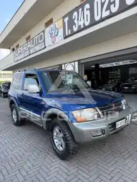 2000 Mitsubishi PAJARO