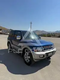 2000 Mitsubishi PAJARO