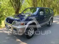 2000 Mitsubishi PAJARO