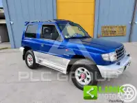 2000 Mitsubishi PAJARO