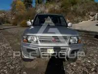 2000 Mitsubishi PAJARO