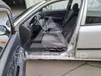 2000 Mitsubishi Carisma