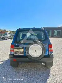 2000 Mitsubishi PAJARO