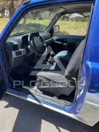 2000 Mitsubishi PAJARO