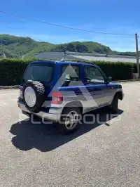 2000 Mitsubishi PAJARO