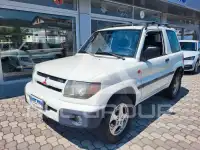 2000 Mitsubishi PAJARO