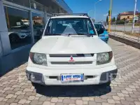 2000 Mitsubishi PAJARO
