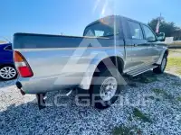 2000 Mitsubishi L200