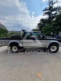 2000 Mitsubishi L200