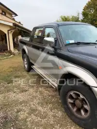 2000 Mitsubishi L200