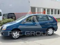 2000 Nissan ALMERA