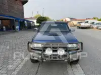 2000 Nissan Navara