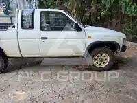 2000 Nissan KICKS