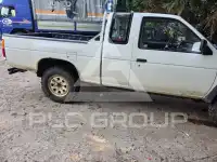 2000 Nissan KICKS