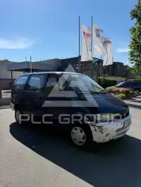 2000 Nissan Serena