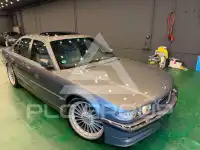 2000 BMW 740