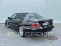 2000 BMW 740